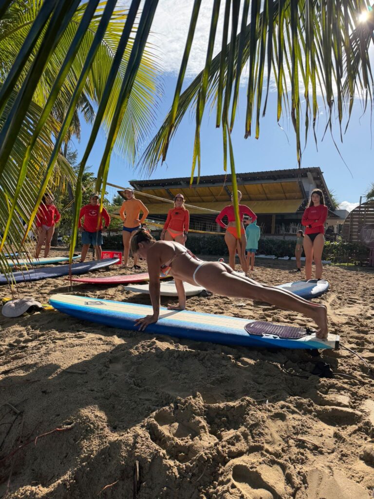 Mujeres al agua